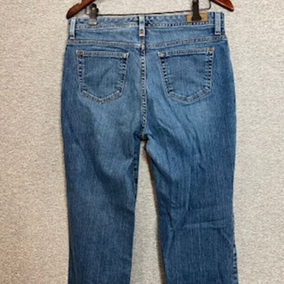 Eddie Bauer Jeans Womens Size 10S Blue Straight Denim Natural Fit Casual - Picture 3 of 13